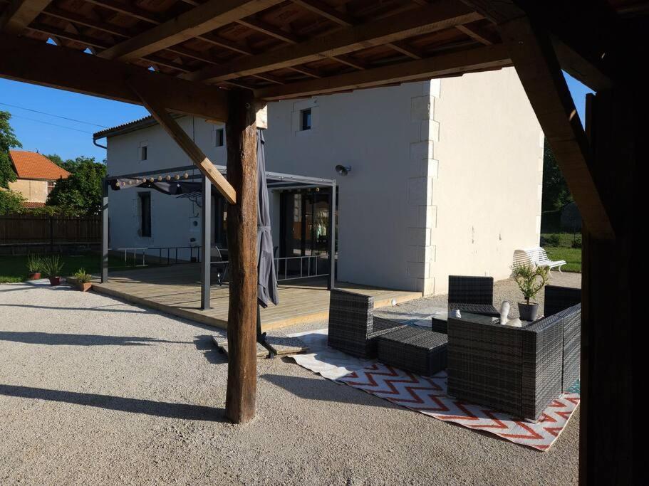 Maison Poitevine 9/10 Personnes Chaunay ภายนอก รูปภาพ