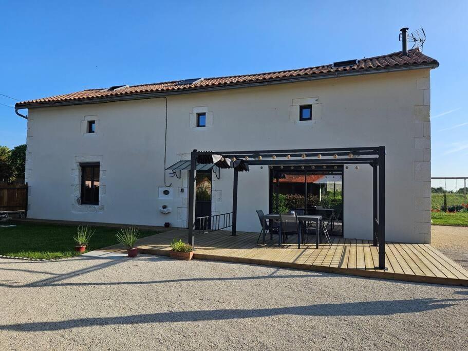 Maison Poitevine 9/10 Personnes Chaunay ภายนอก รูปภาพ